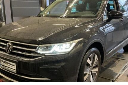 VW Tiguan 45.400 km 29.990 &euro; Hannover 30519