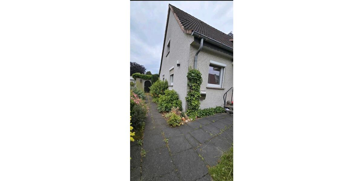 Doppelhaushälfte Langenhagen - 3 Zimmer, 100 m&sup2;, 310.000&euro; | Angebot:26690464