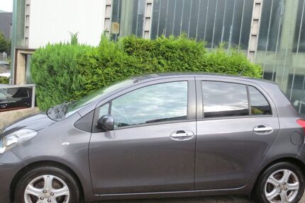 Toyota Yaris 60.000 km 7.995 &euro; Hannover 30179