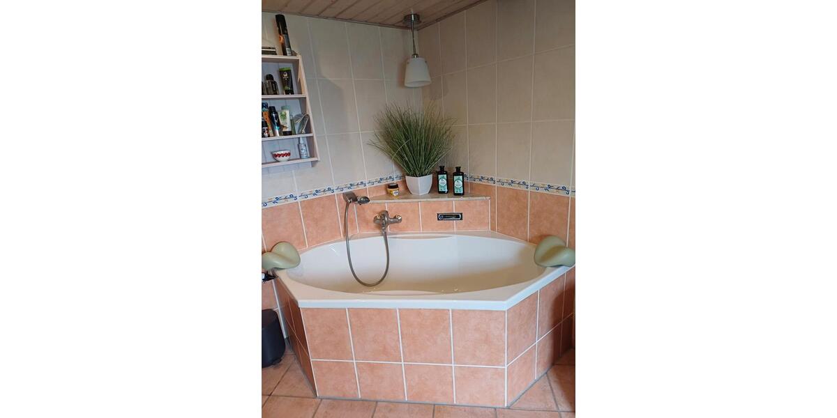 Doppelhaushälfte Lauenau - 5 Zimmer, 180 m&sup2;, 134.000&euro; | Angebot:26030550