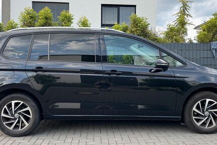 VW Touran 67.300 km 17.998 &euro; Hannover 30457