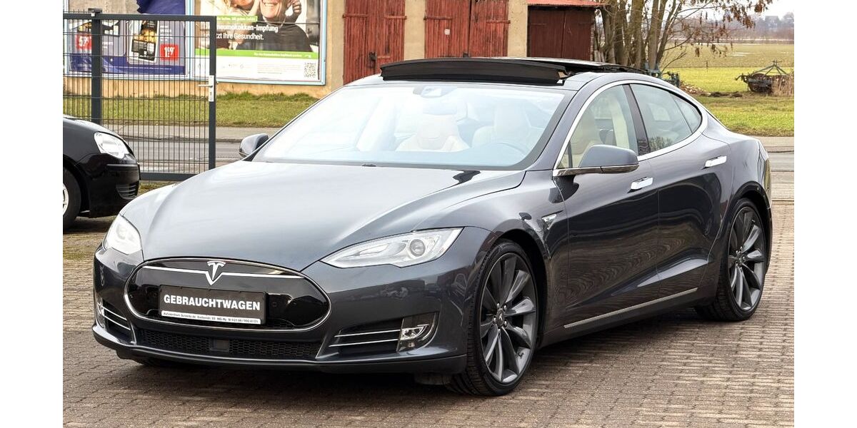 Tesla Model S 85.000 km 23.990 &euro; Barsinghausen (bei Hannover) 30890