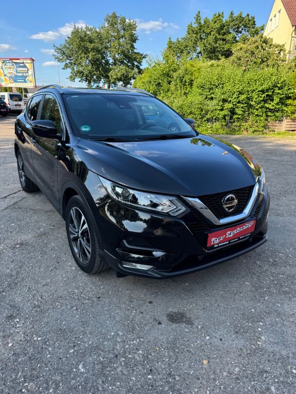 Nissan Qashqai 88.000 km 15.900 € Langenhagen 30853