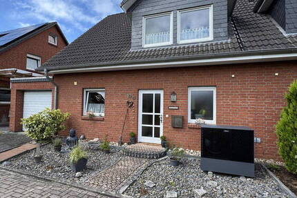 Attraktive Doppelhaushälfte in Himmelsthür - energetisch modernisiert 5 zimmer