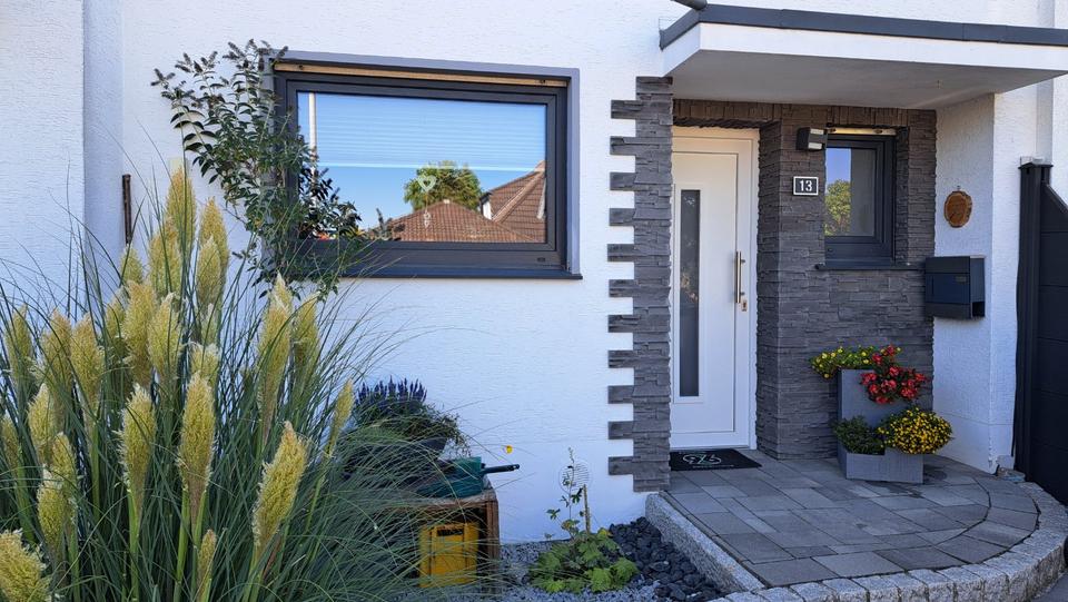 Reihenhaus Elze - 5 Zimmer, 153 m&sup2;, 340.000&euro; | Angebot:24981250