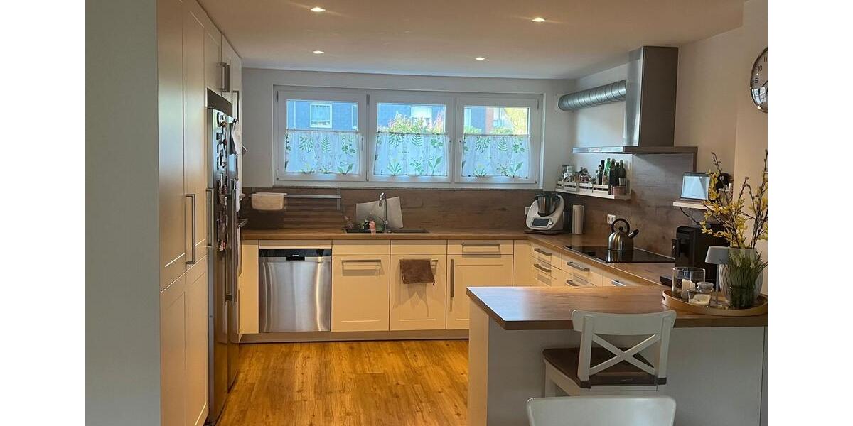 Reihenhaus Langenhagen - 7 Zimmer, 140 m&sup2;, 399.000&euro; | Angebot:26297349