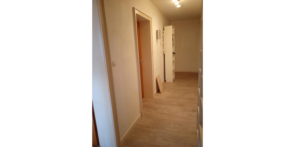 Dachgeschoßwohnung Ronnenberg - 2 Zimmer, 60 m&sup2;, 580&euro; | Angebot:26545080