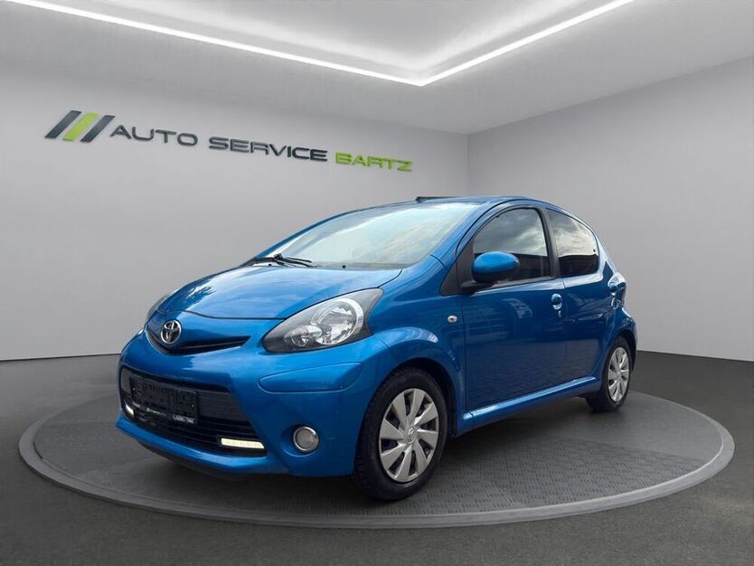 Aygo (X)