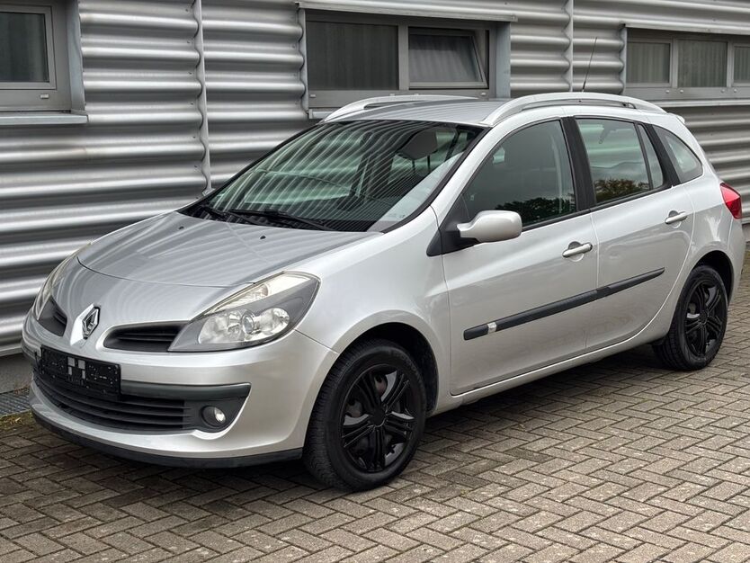 Renault Clio 110.000 km 4.990 € Burgdorf 31303