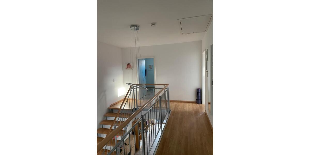 Reihenhaus Hannover Ahlem-Badenstedt-Davenstedt - 4 Zimmer, 141 m&sup2;, 2.550&euro; | Angebot:27607126