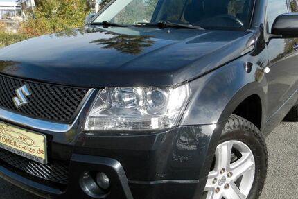 Suzuki Grand Vitara 129.000 km 6.990 &euro; Elze 31008