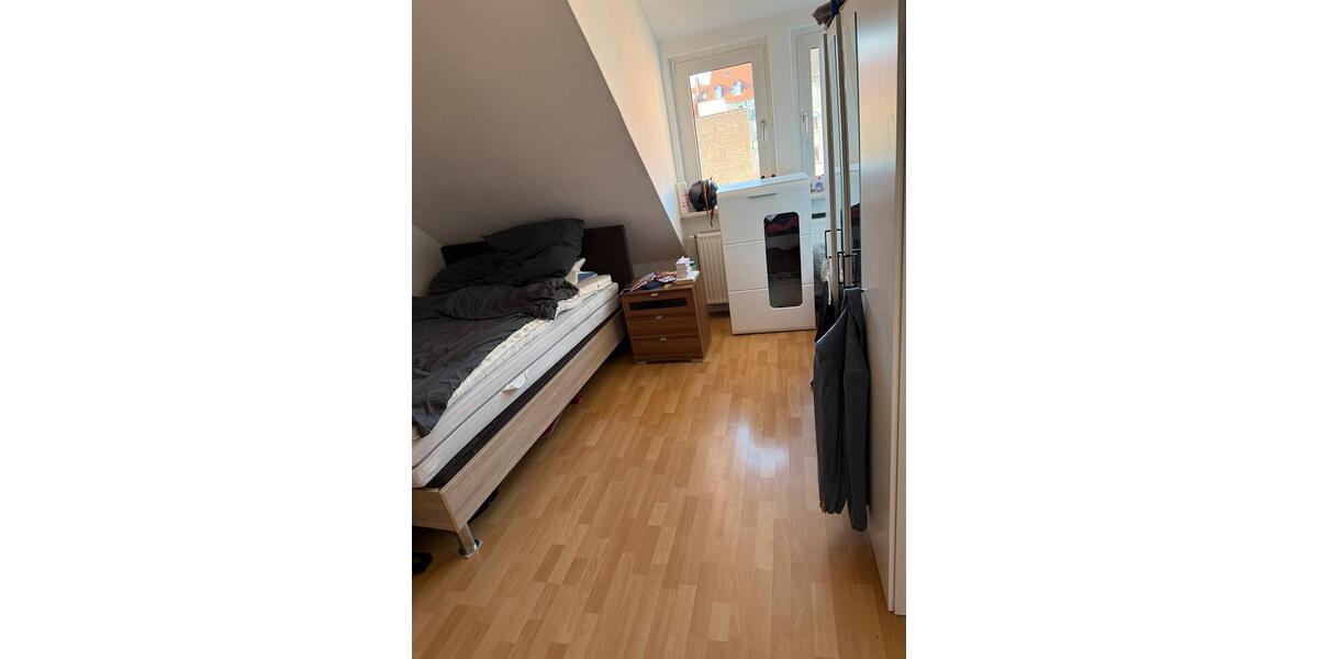 Dachgeschoßwohnung Hildesheim Himmelsthür - 3 Zimmer, 57 m&sup2;, 695&euro; | Angebot:26148375