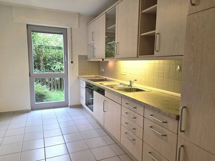 Bothfeld! Attraktive 4-Zimmer-Wohnung mit 2 Terrassen und Gartenanteil!