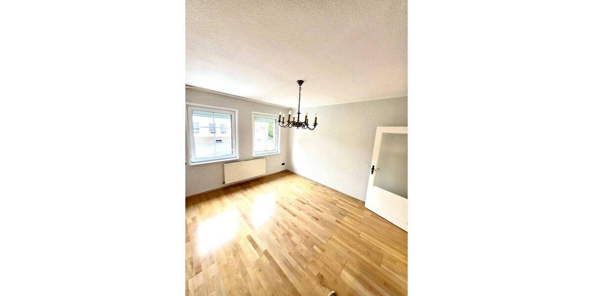 Etagenwohnung Lehrte - 3 Zimmer, 75 m&sup2;, 760&euro; | Angebot:26819966