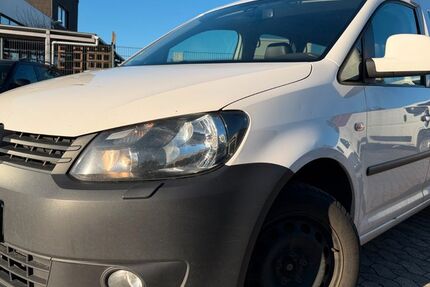 VW Caddy 324.000 km 5.999 &euro; Hildesheim 31137
