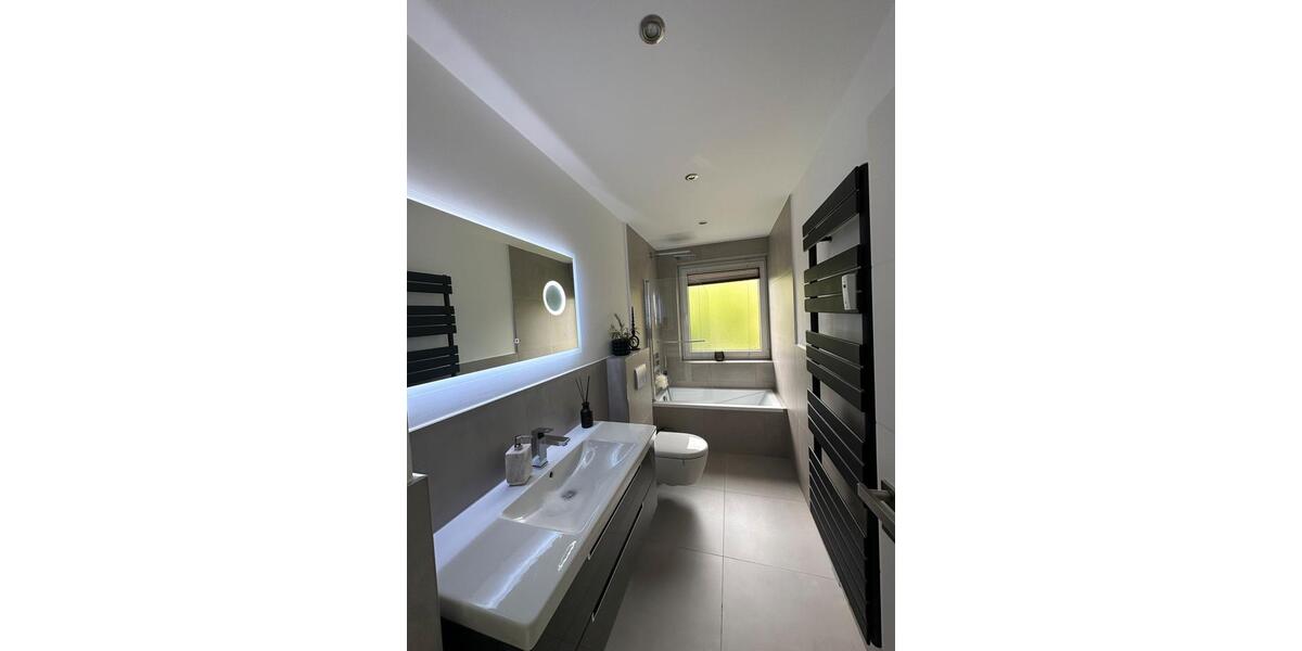 Sanierte 4-Zimmer Wohnung von Privat in Bestlage 4 zimmer