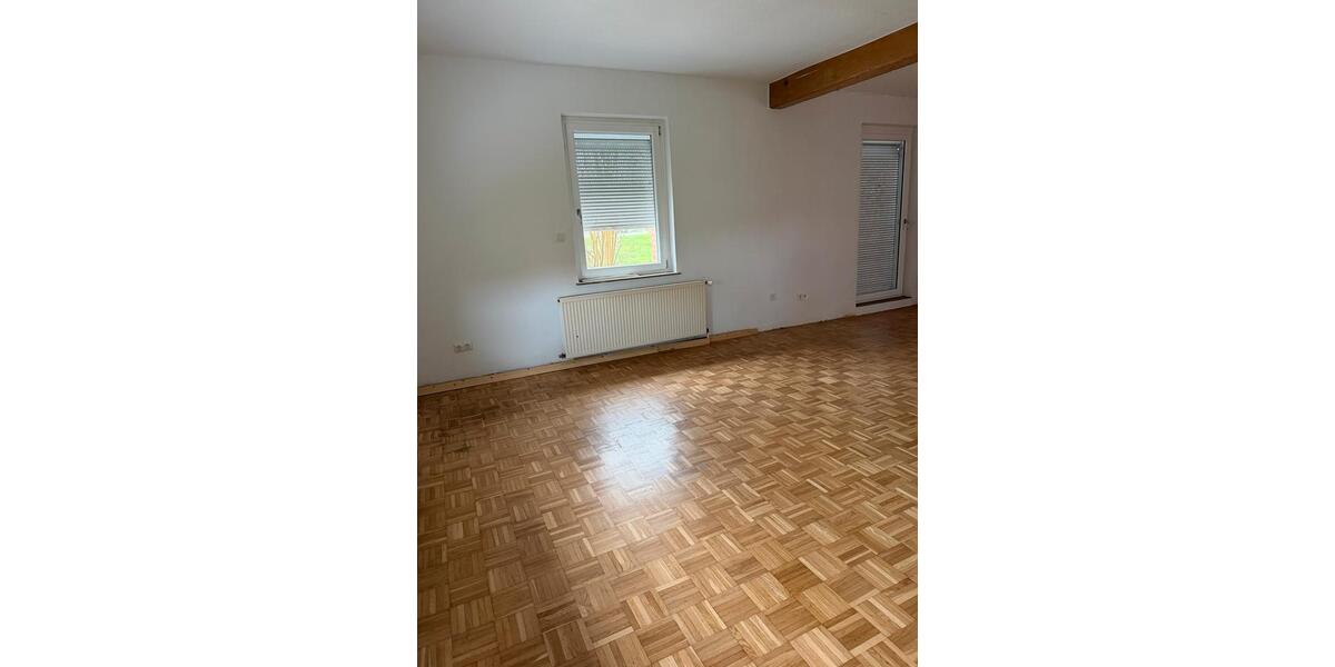 Einfamilienhaus Wedemark - 7 Zimmer, 180 m&sup2;, 285.000&euro; | Angebot:26091118