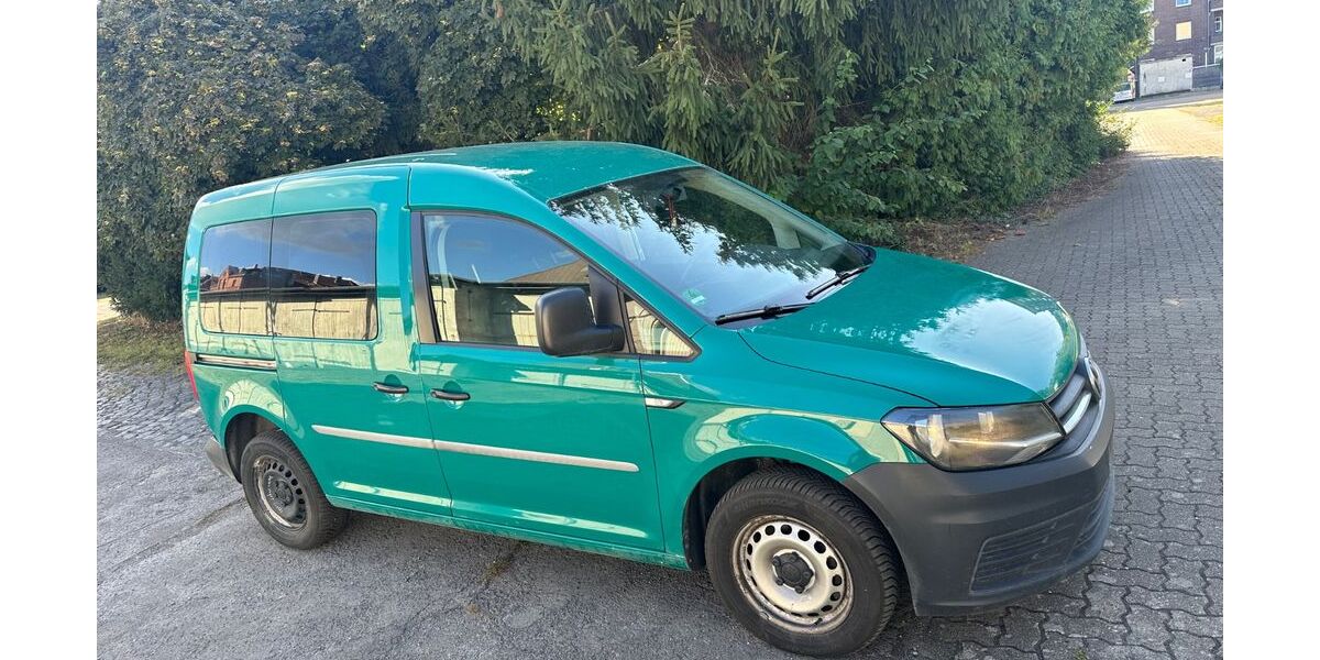 VW Caddy 334.000 km 7.259 € Hannover OT Ricklingen 30459