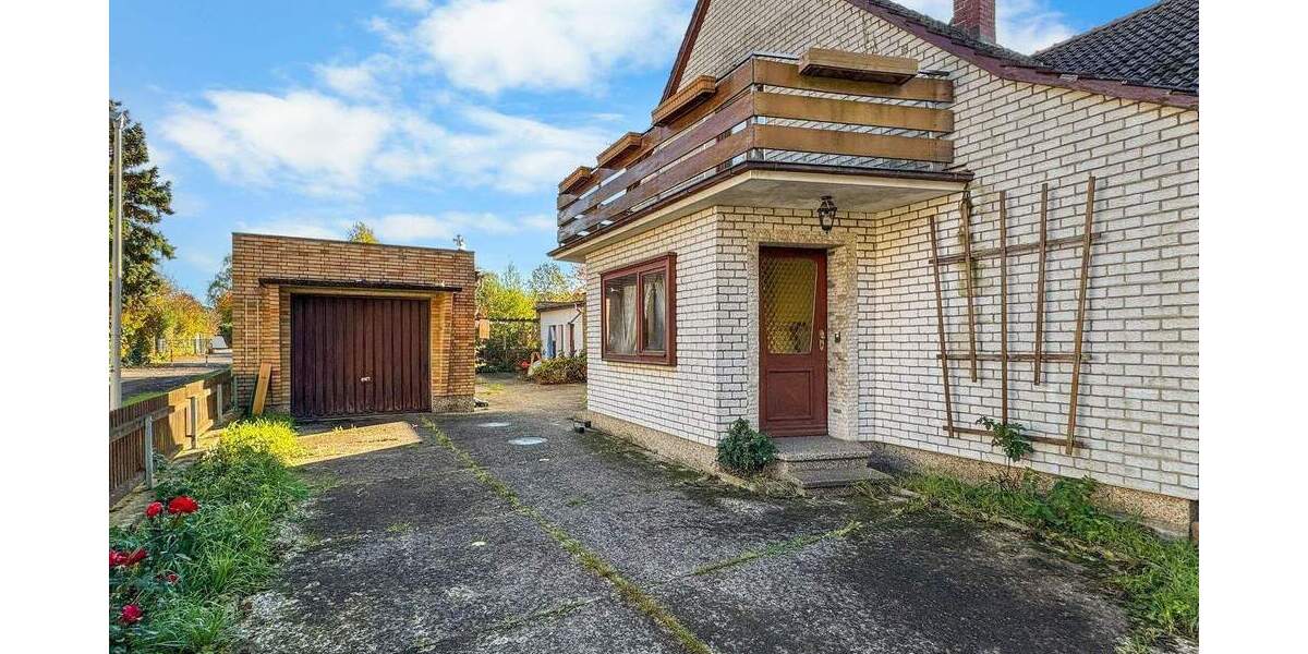 Doppelhaushälfte Hannover Mittelfeld - 5 Zimmer, 100 m&sup2;, 125.000&euro; | Angebot:25195906