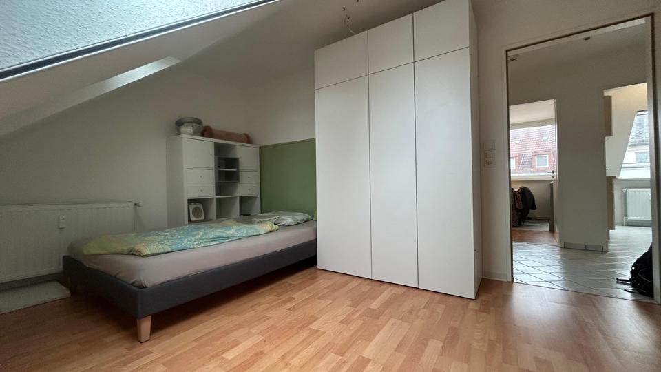 Dachgeschoßwohnung Hannover Vahrenwald-List - 2 Zimmer, 45 m&sup2;, 580&euro; | Angebot:26288975