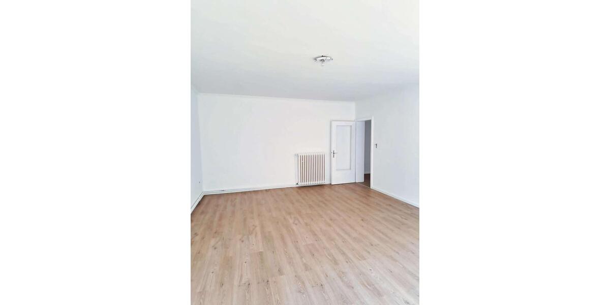 Etagenwohnung Hildesheim - 4 Zimmer, 120 m&sup2;, 1.080&euro; | Angebot:25904595