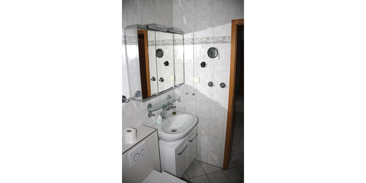 Etagenwohnung Hannover Herrenhausen-Stöcken - 3 Zimmer, 63 m&sup2;, 230.000&euro; | Angebot:25644941