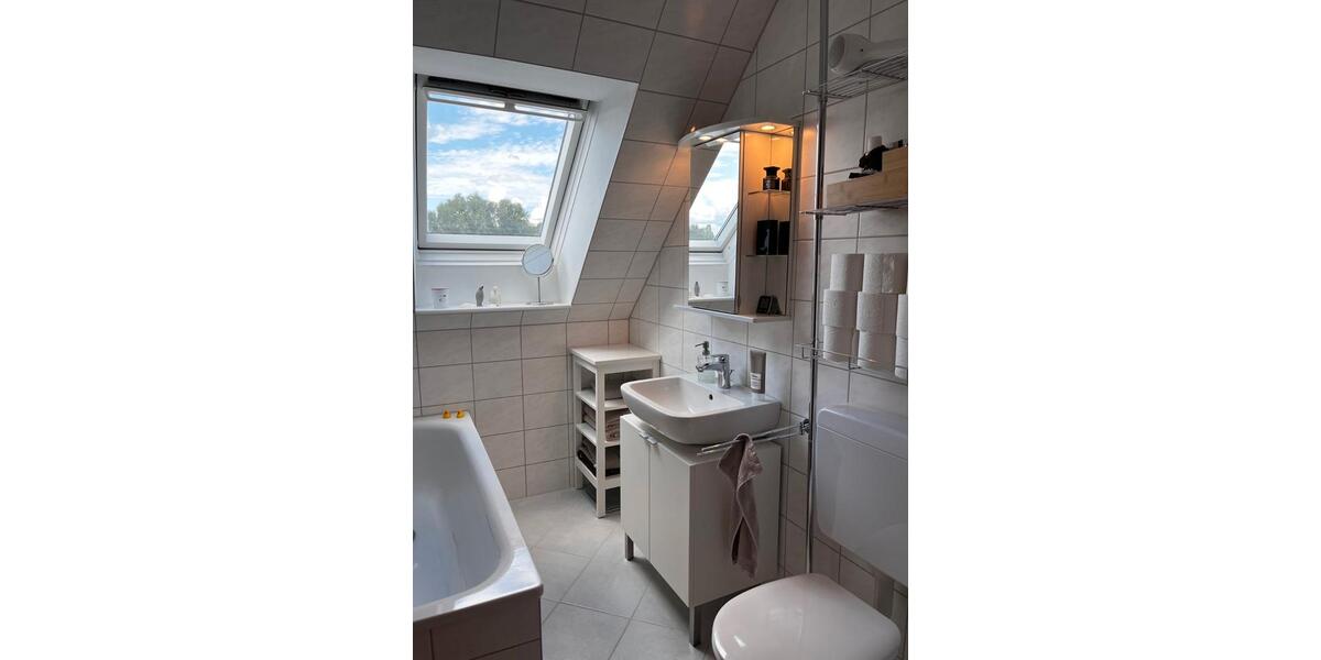Dachgeschoßwohnung Lehrte - 3 Zimmer, 70 m&sup2;, 540&euro; | Angebot:26518190