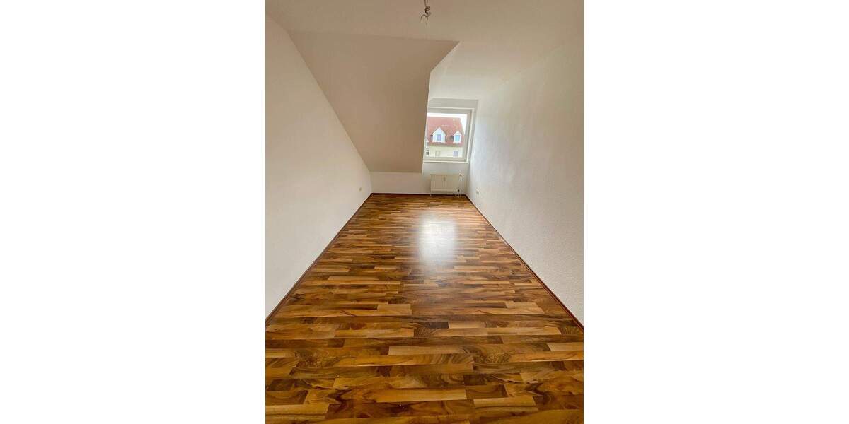 Etagenwohnung Ronnenberg - 4 Zimmer, 86 m&sup2;, 820&euro; | Angebot:24828416