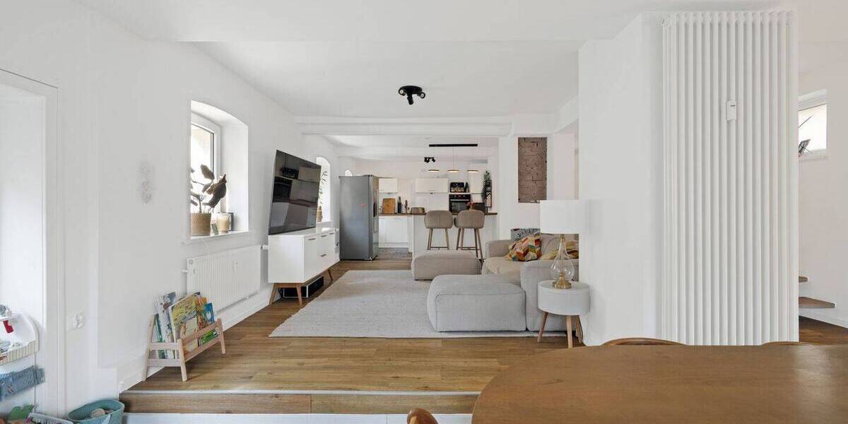 Etagenwohnung Hannover Linden-Süd - 5 Zimmer, 165 m&sup2;, 696.000&euro; | Angebot:26106373