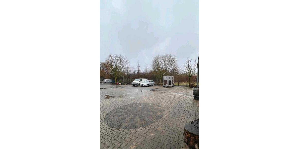 Garagen / Stellplätze Harsum - 80&euro; | Angebot:25095886