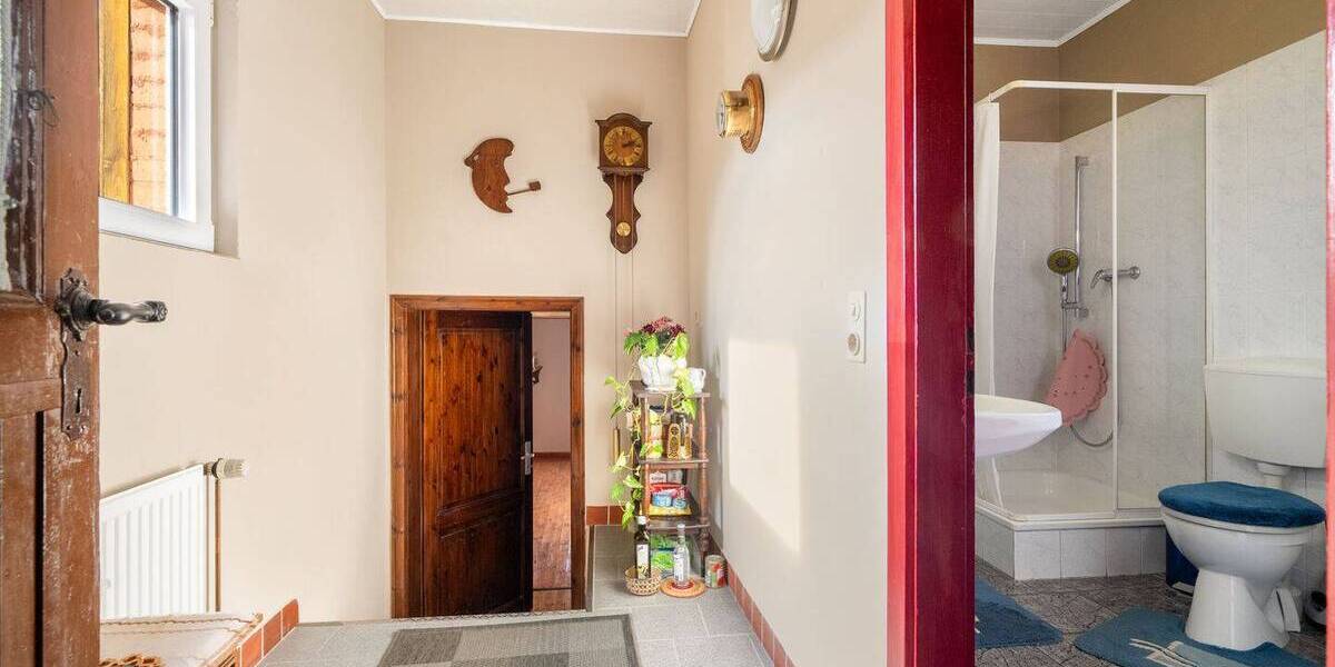 Einfamilienhaus Algermissen - 9 Zimmer, 187 m&sup2;, 320.000&euro; | Angebot:26155550