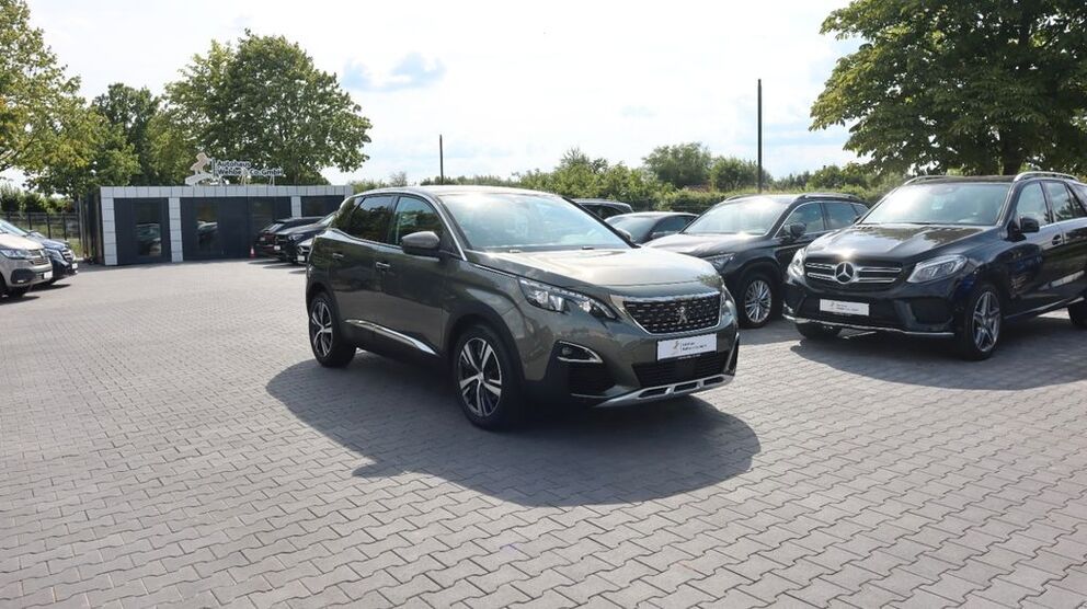 Peugeot 3008 67.350 km 18.400 € Hannover 30457