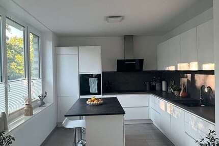 Wohnung zum Mieten in Hannover 1.190 € 89.6 m² 3 zimmer