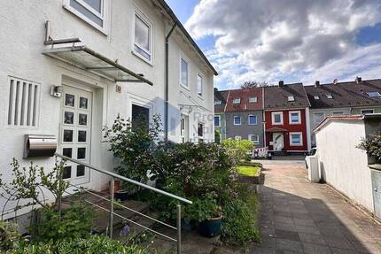Haus Hannover Bothfeld - 4 Zimmer, 99 m&sup2;, 340.000&euro; | Angebot:26929431