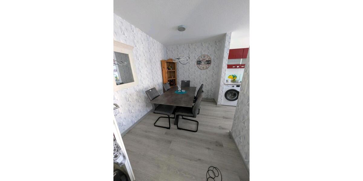 Etagenwohnung Burgwedel - 3 Zimmer, 74 m&sup2;, 285.000&euro; | Angebot:27222470