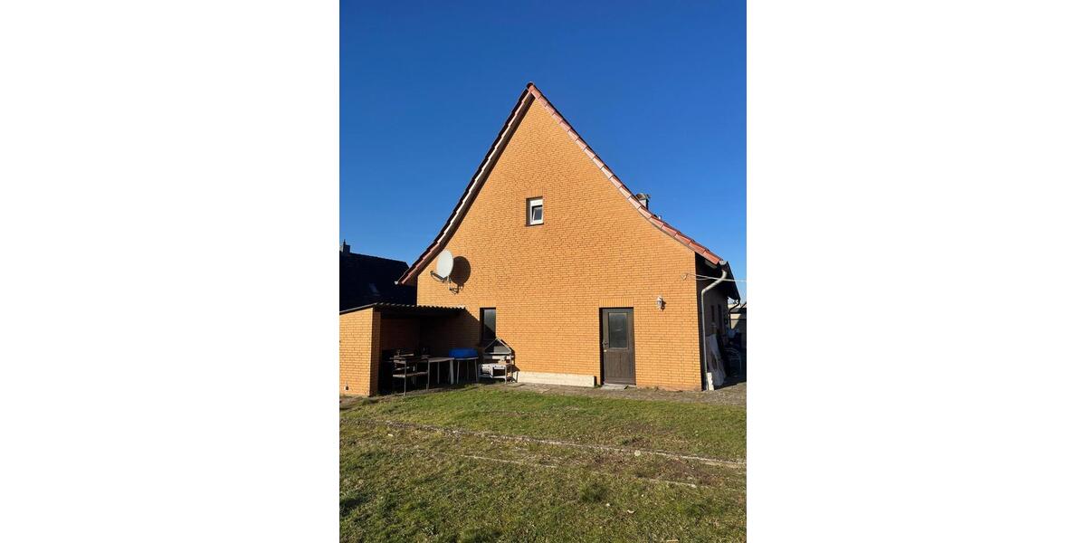 Einfamilienhaus mit Ausbaupotenntial in Eilvese 4 zimmer