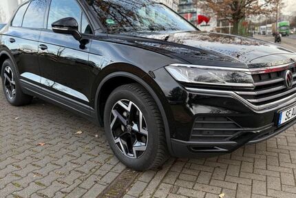 VW Touareg 4.800 km 58.990 € Hannover 30177