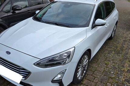 Ford Focus 109.000 km 12.700 &euro; Barsinghausen 30890