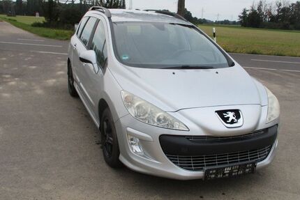 Peugeot 308 122.000 km 2.995 € Barsinghausen 30890