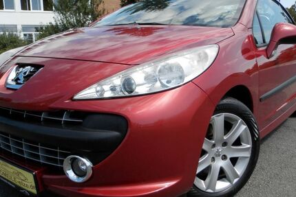 Peugeot 207 99.000 km 3.490 &euro; Elze 31008