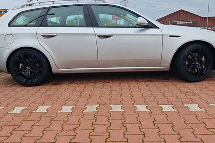 Alfa Romeo 159 141.000 km 17.050 € Sehnde OT HÖVER 31319