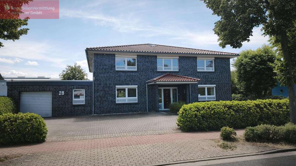 Gewerbeobjekt Neustadt - 899.000&euro; | Angebot:27076816