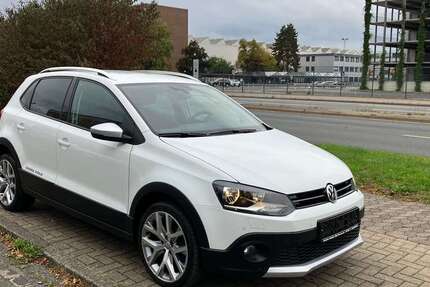 VW Polo Cross 40.000 km 13.990 € Hannover 30419