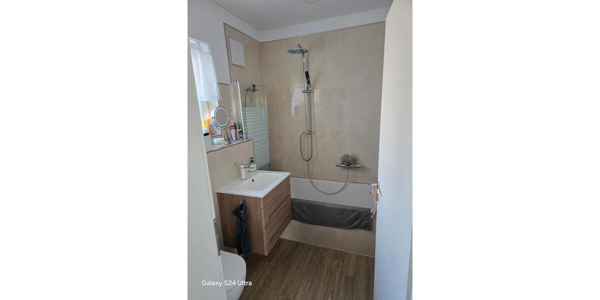 Bungalow Laatzen - 4 Zimmer, 110 m&sup2;, 380.000&euro; | Angebot:26427096