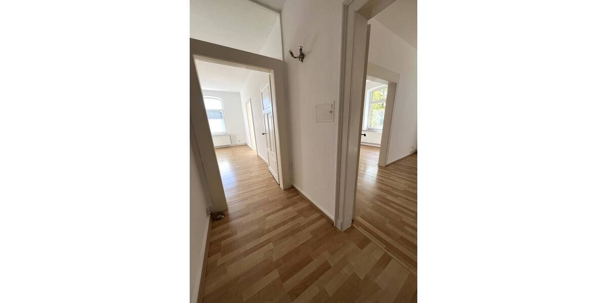 Etagenwohnung Laatzen Alt-Laatzen - 3 Zimmer, 80 m&sup2;, 625&euro; | Angebot:26730882