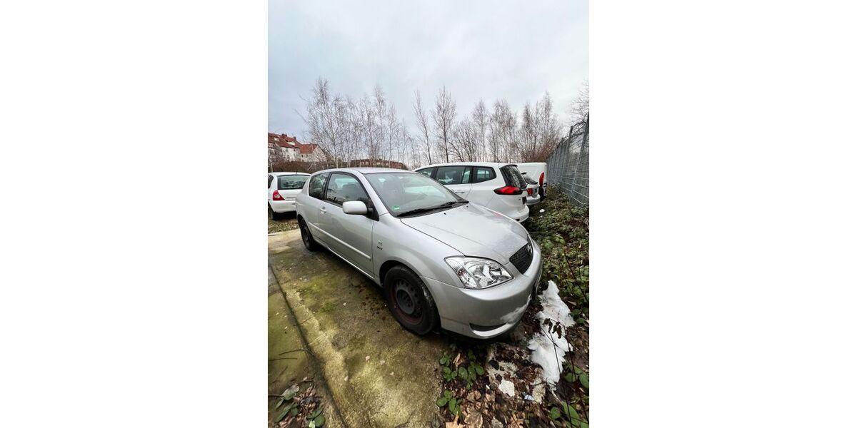 Toyota Corolla 208.000 km 999 &euro; Hannover 30451