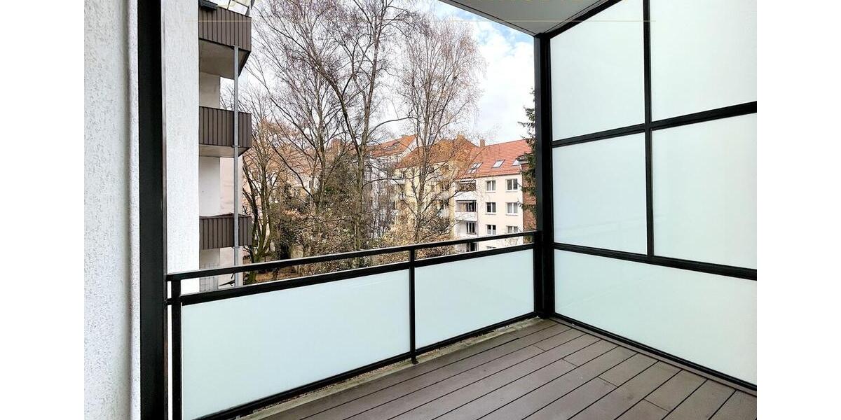 Stilvoll sanierter Altbau – Großzügige 3-Zimmer-Wohnung mit 2 Balkonen 3 zimmer