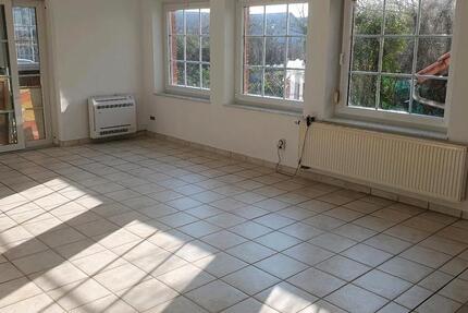 Haus Lehrte - 4 Zimmer, 190 m&sup2;, 1.600&euro; | Angebot:24834094