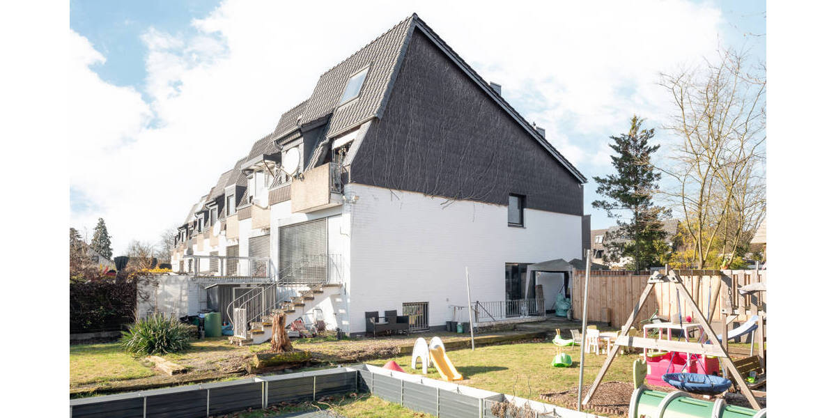 Reihenendhaus Lehrte - 7 Zimmer, 145 m&sup2;, 299.900&euro; | Angebot:26015800