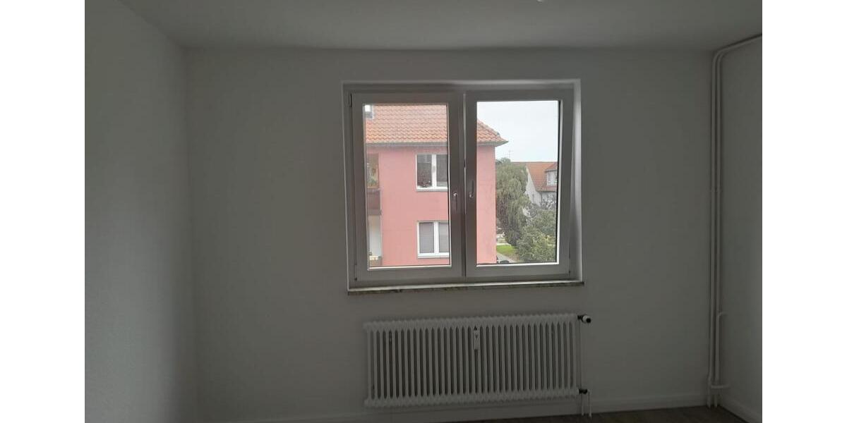 Sanierte 3-Zimmer Wohnung in Hannover Stöcken mit Südbalkon 3 zimmer